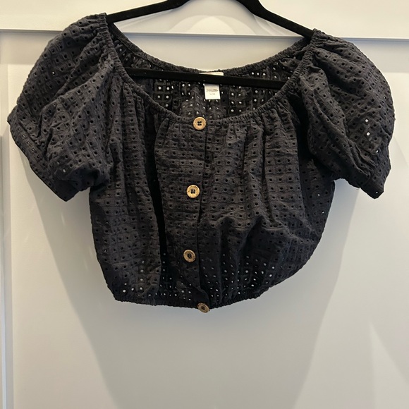 Eberjey Tops - Eberjey Black Puff Sleeve Crop Blouse